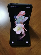 Samsung Galaxy Z Flip4