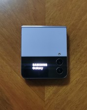 Samsung Galaxy Z Flip4 - 128GB