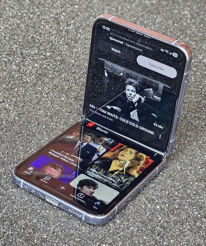 Samsung galaxy flip4 - galaxy, z