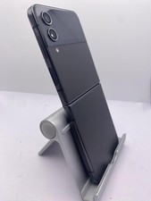 Samsung Galaxy Z Flip4