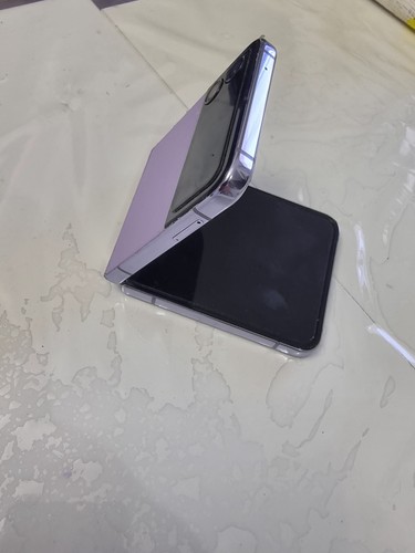 Samsung galaxy flip 4 - z,